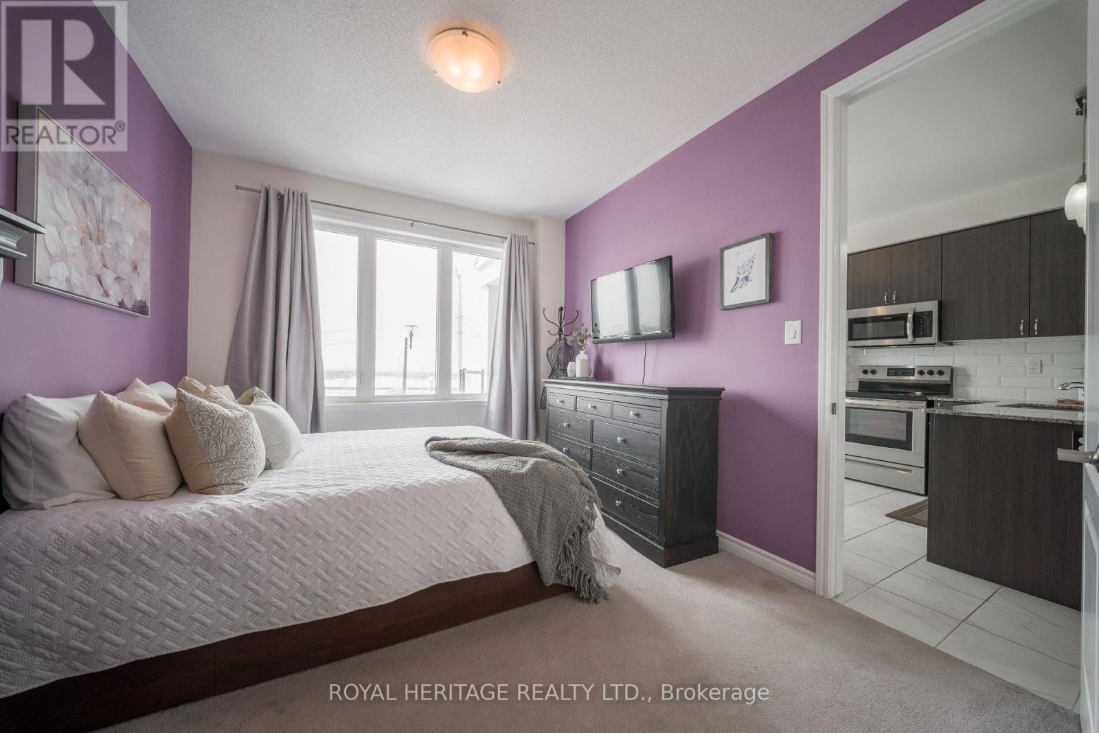 












512 - 1148 DRAGONFLY AVENUE

,
Pickering,




Ontario
L1X0H5

