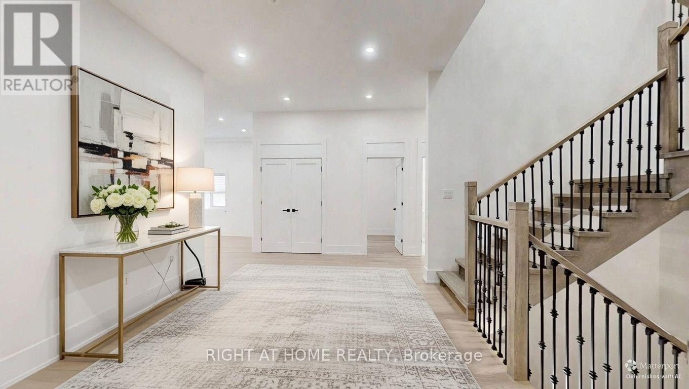 












1988 ROYAL ROAD

,
Pickering (Village East),




Ontario
L1V1Y2

