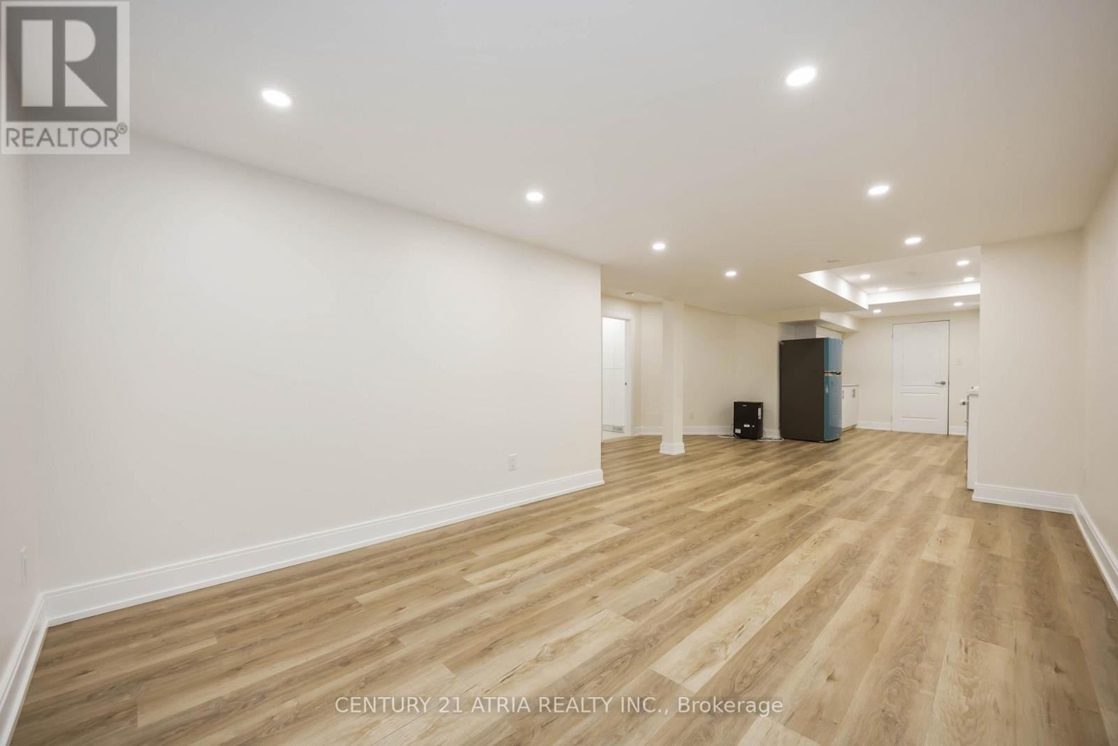 












1991 RIVERTON STREET

,
Oshawa (Taunton),




Ontario
L1K0P4

