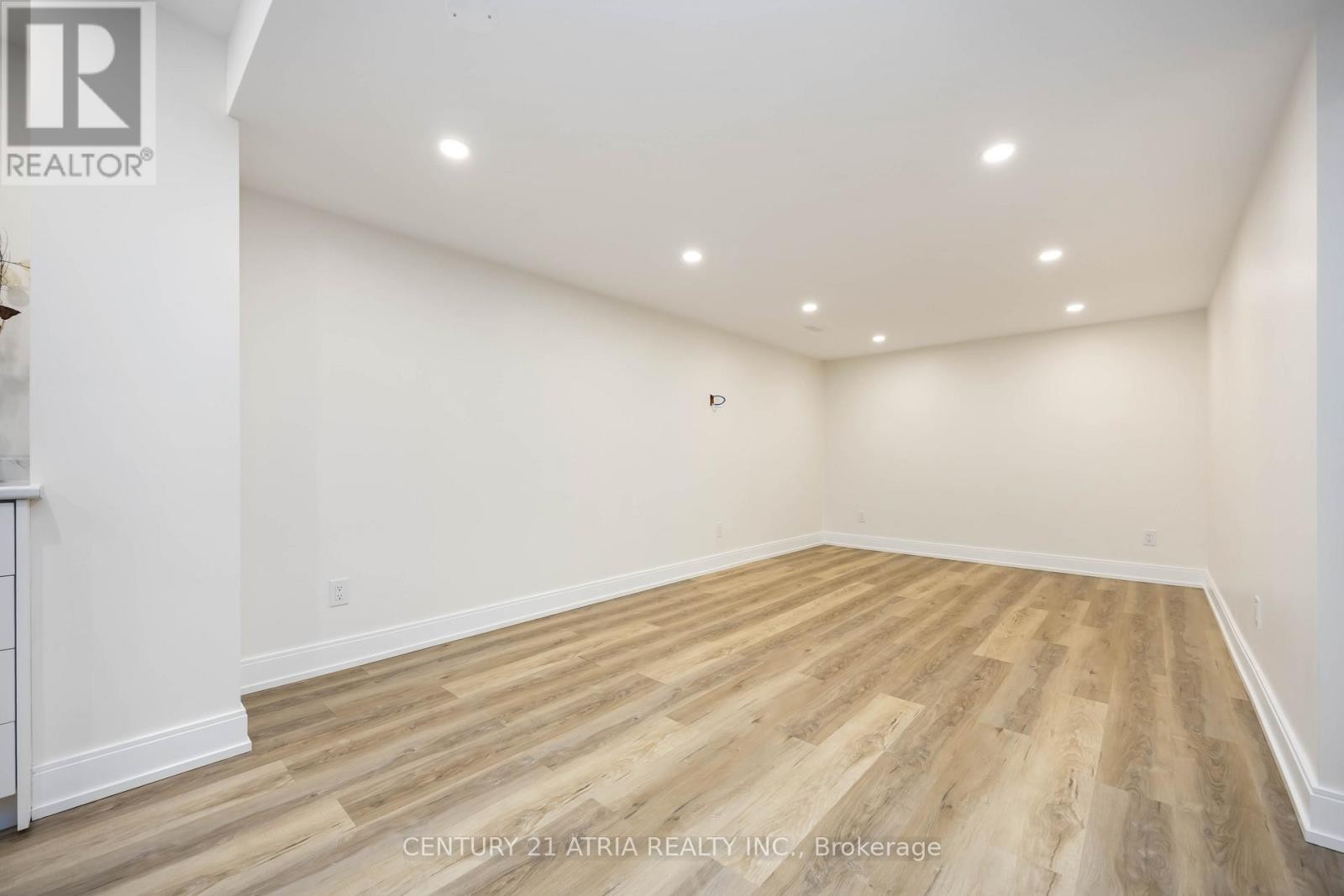 












1991 RIVERTON STREET

,
Oshawa (Taunton),




Ontario
L1K0P4

