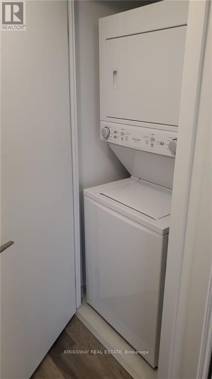 












1004 - 1480 BAYLY STREET

,
Pickering (Bay Ridges),




Ontario
L1W0C2

