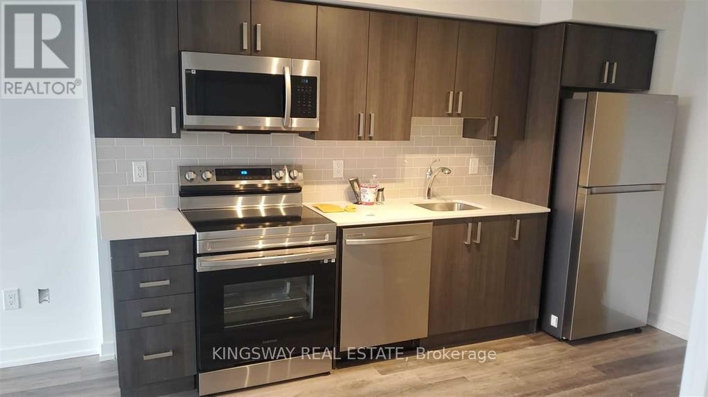 












1004 - 1480 BAYLY STREET

,
Pickering (Bay Ridges),




Ontario
L1W0C2

