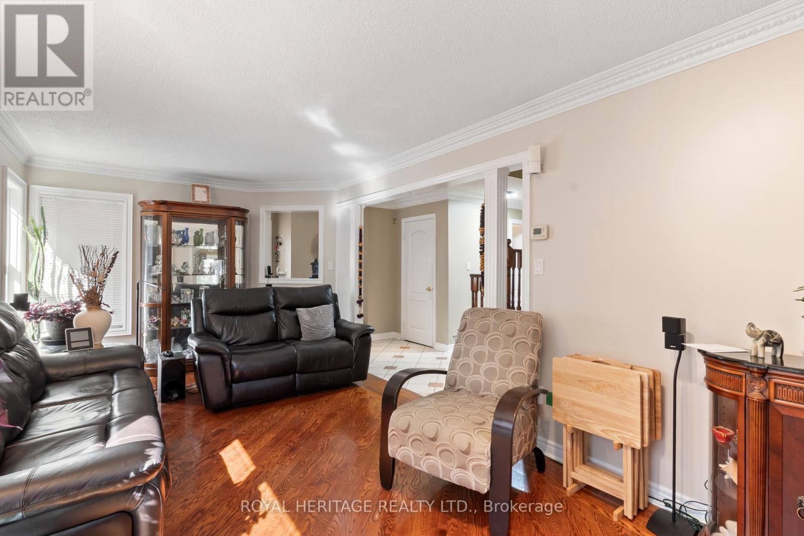 












1101 GOSSAMER DRIVE

,
Pickering (Liverpool),




Ontario
L1X2T7

