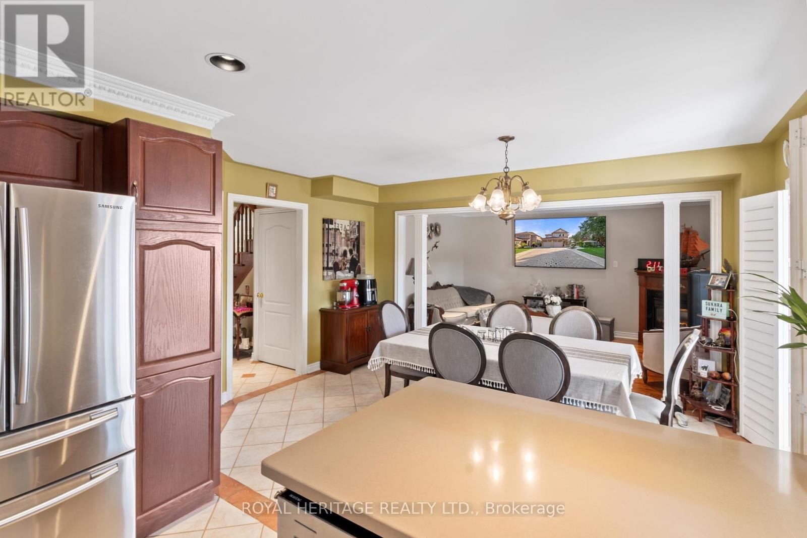 












1101 GOSSAMER DRIVE

,
Pickering (Liverpool),




Ontario
L1X2T7

