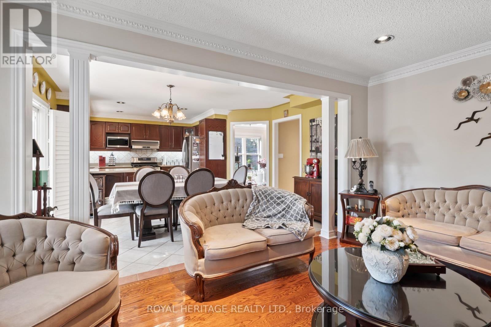 












1101 GOSSAMER DRIVE

,
Pickering (Liverpool),




Ontario
L1X2T7

