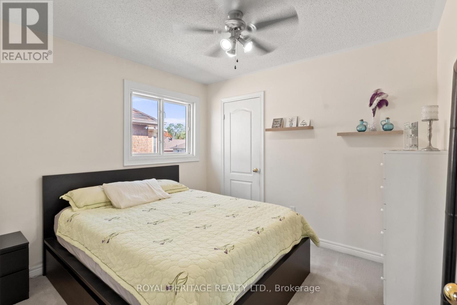 












1101 GOSSAMER DRIVE

,
Pickering (Liverpool),




Ontario
L1X2T7

