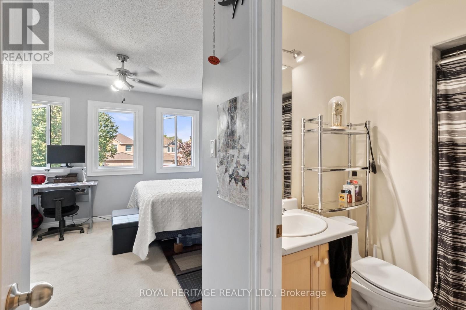 












1101 GOSSAMER DRIVE

,
Pickering (Liverpool),




Ontario
L1X2T7

