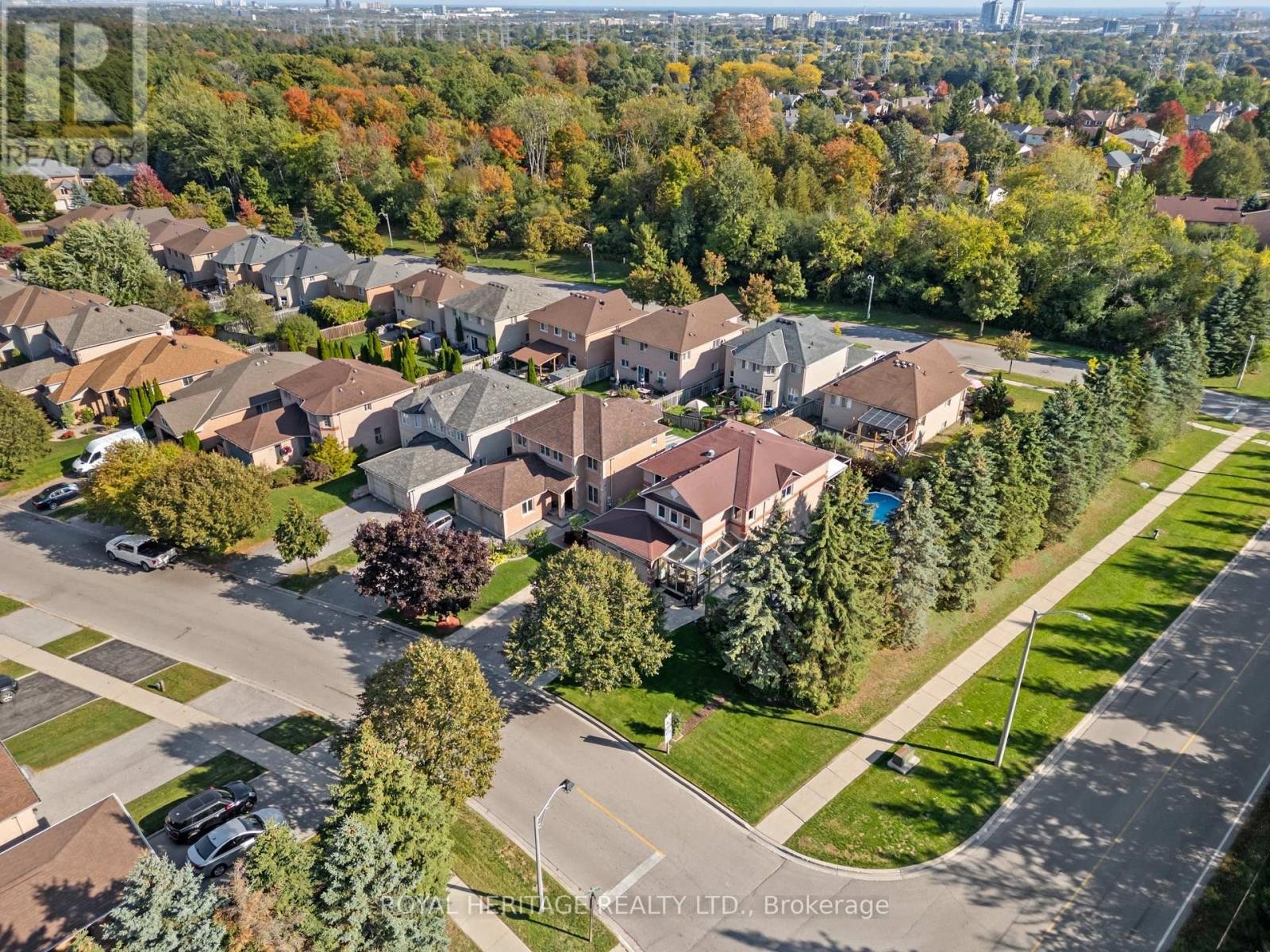 












1101 GOSSAMER DRIVE

,
Pickering (Liverpool),




Ontario
L1X2T7

