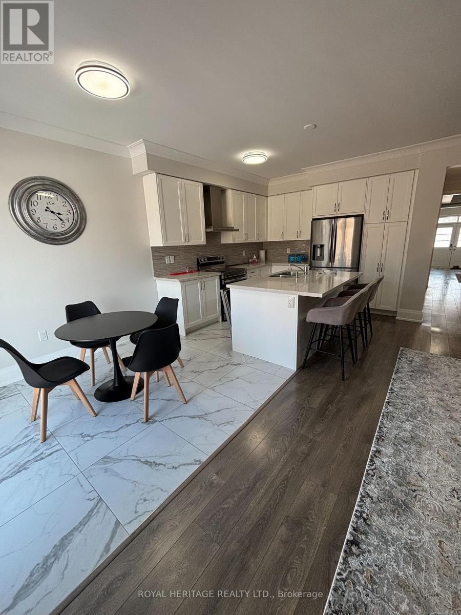 












65 CONARTY CRESCENT E

,
Whitby,




Ontario
L1P0L3

