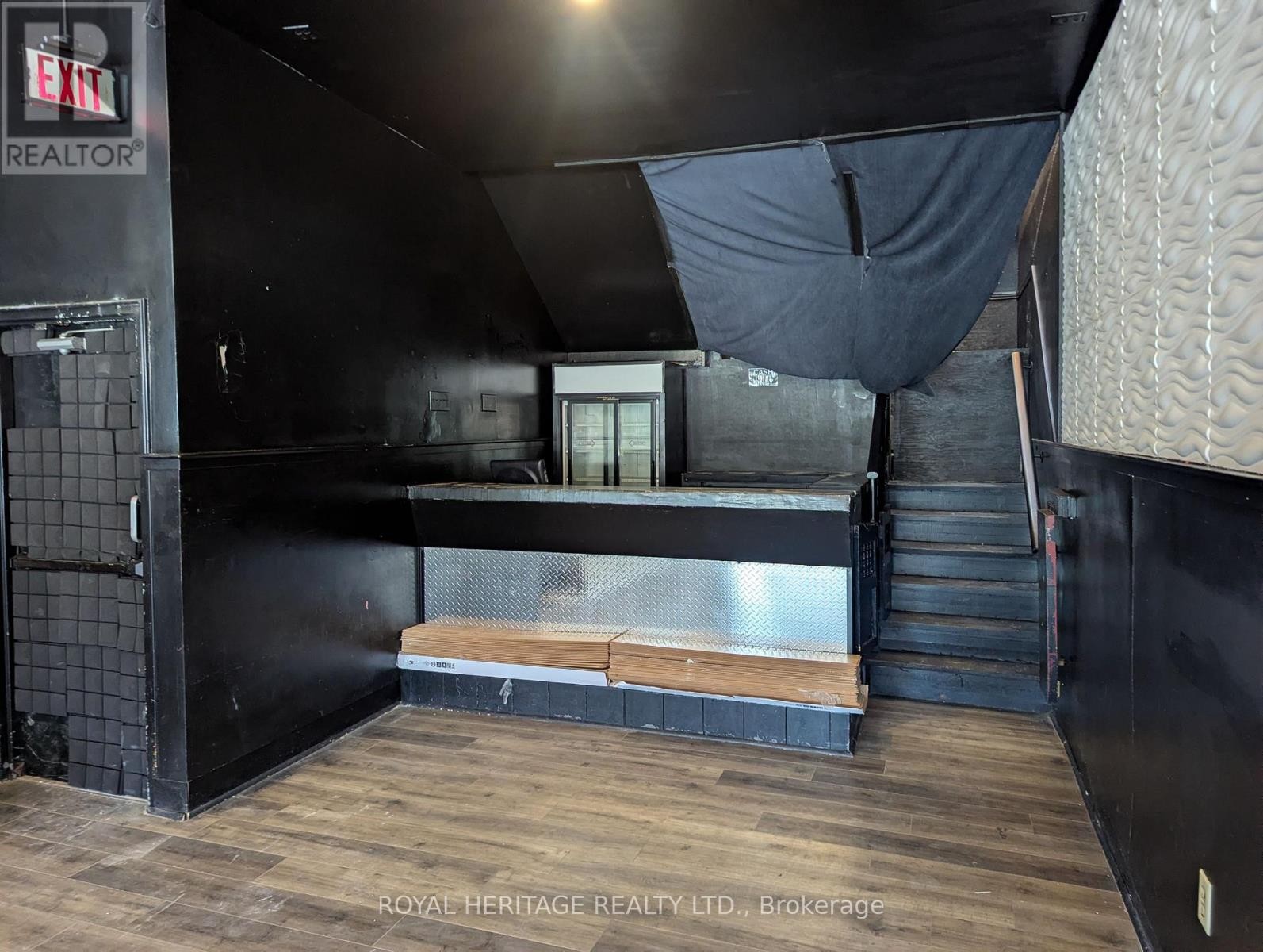 












504 SIMCOE STREET S

,
Oshawa (Central),




Ontario
L1H4J8

