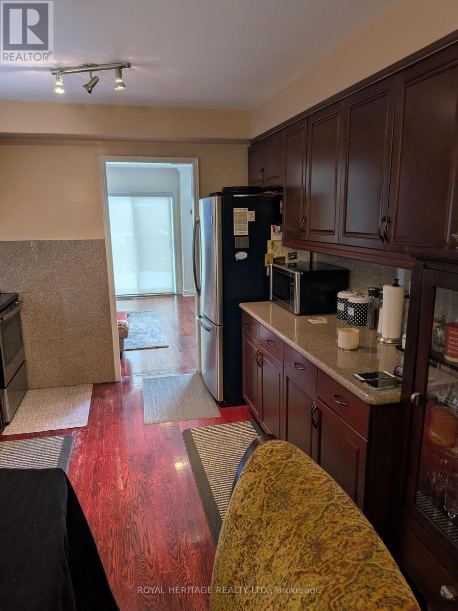 












59 HEWITT CRESCENT

,
Ajax (South East),




Ontario
L1S7A6

