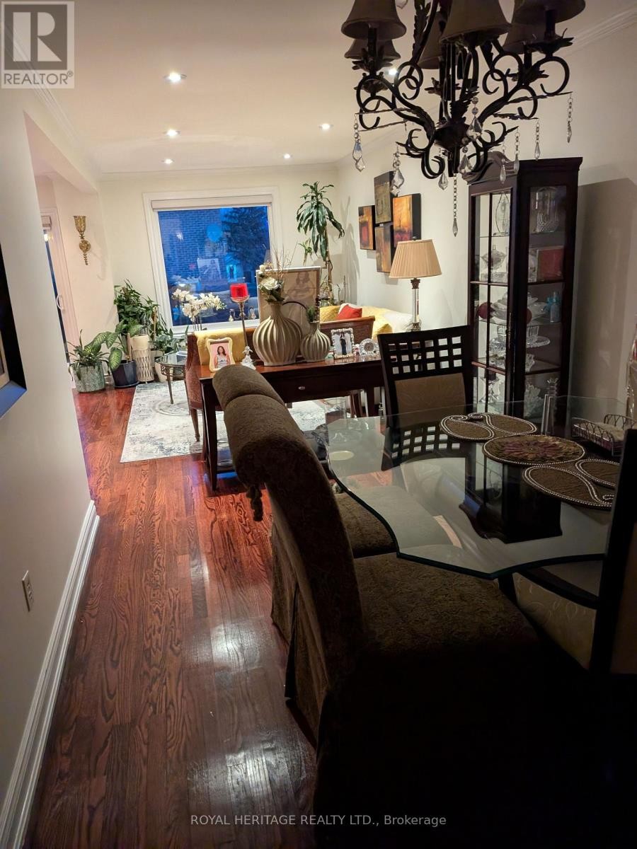 












59 HEWITT CRESCENT

,
Ajax (South East),




Ontario
L1S7A6

