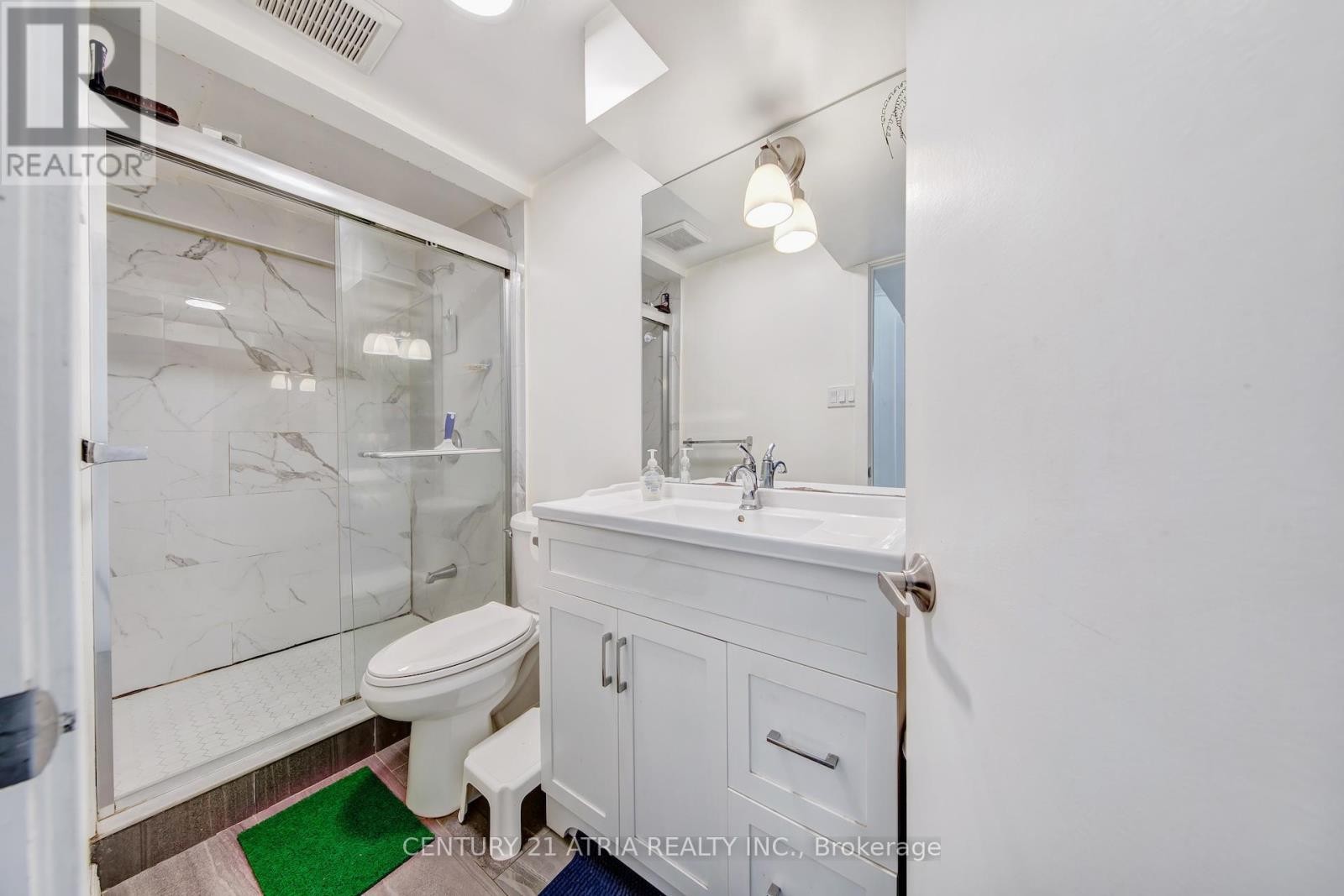 












43 ARAGON AVENUE

,
Toronto (Tam O'Shanter-Sullivan),




Ontario
M1T1X8

