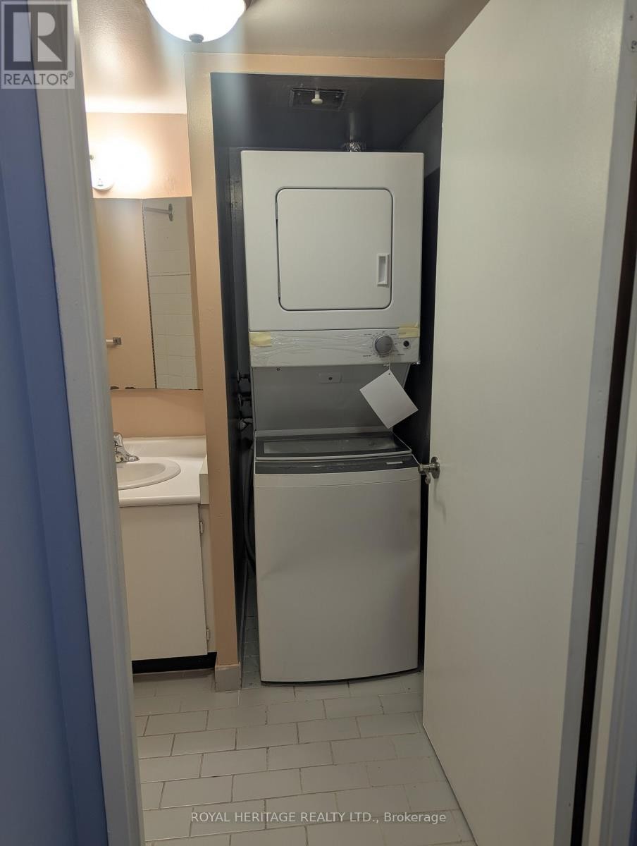 












509 - 3050 ELLESMERE ROAD

,
Toronto (Morningside),




Ontario
M1E5E6

