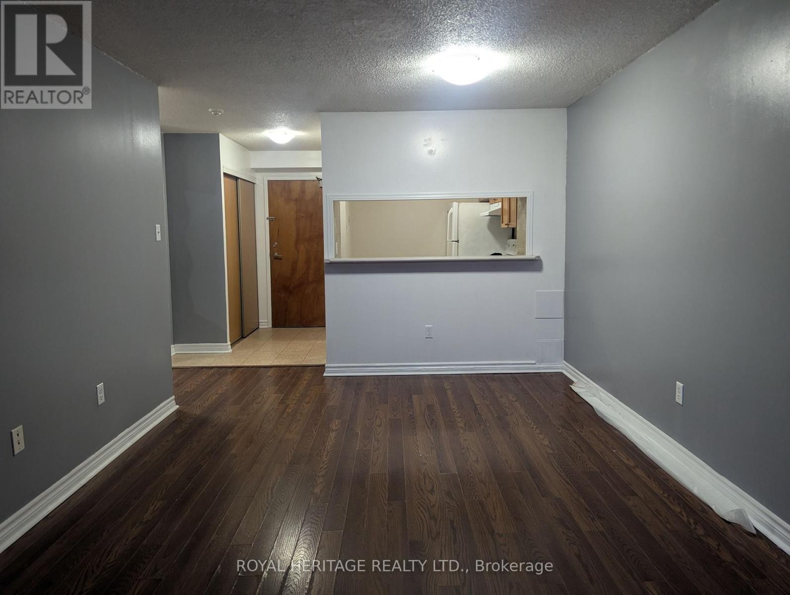 












509 - 3050 ELLESMERE ROAD

,
Toronto (Morningside),




Ontario
M1E5E6

