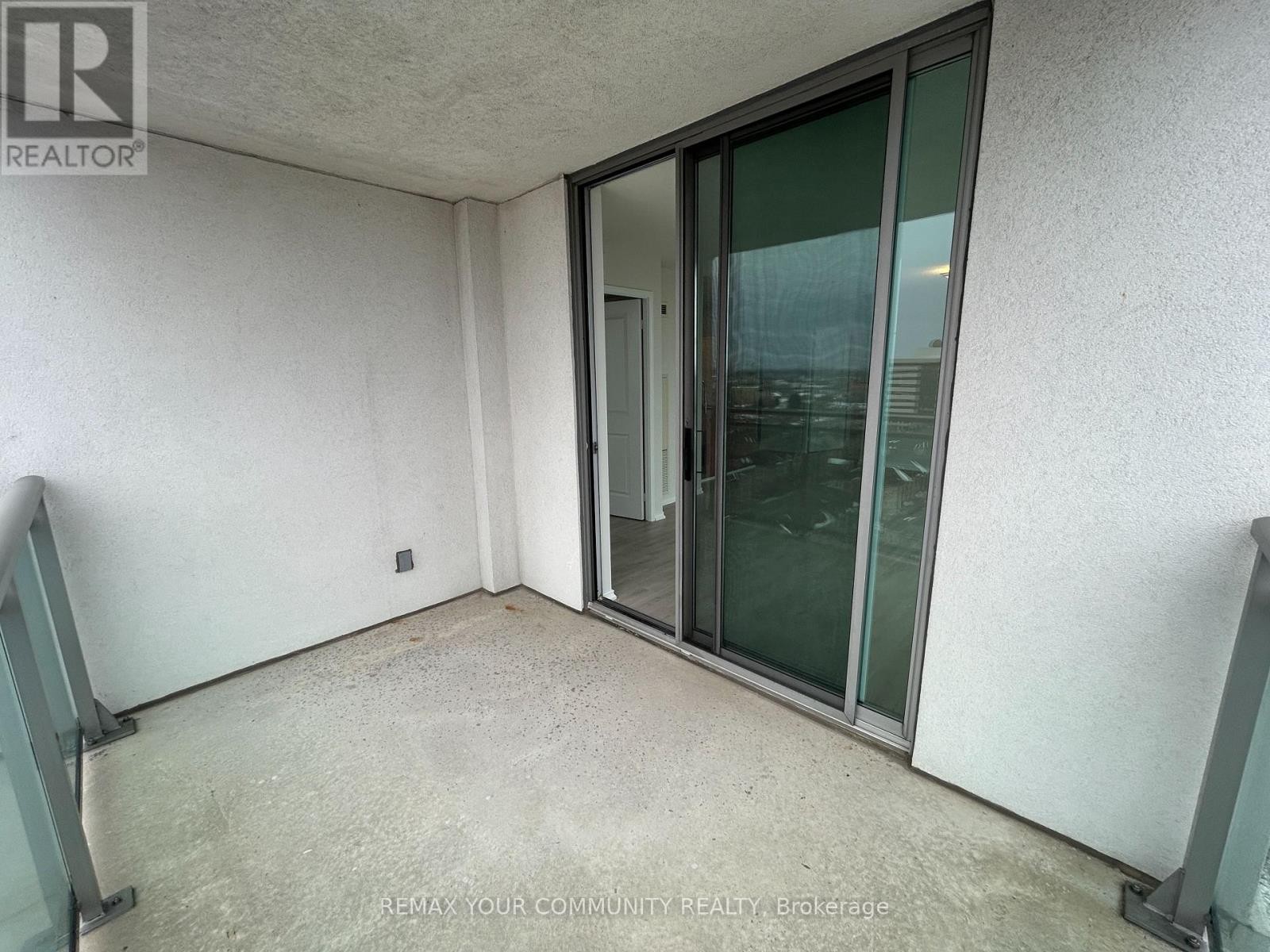 












15C - 8 ROSEBANK DRIVE

,
Toronto (Malvern),




Ontario
M1B5Z3

