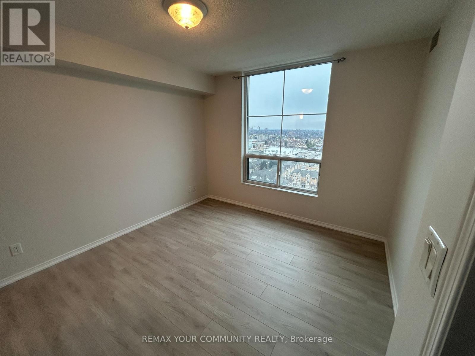 












15C - 8 ROSEBANK DRIVE

,
Toronto (Malvern),




Ontario
M1B5Z3

