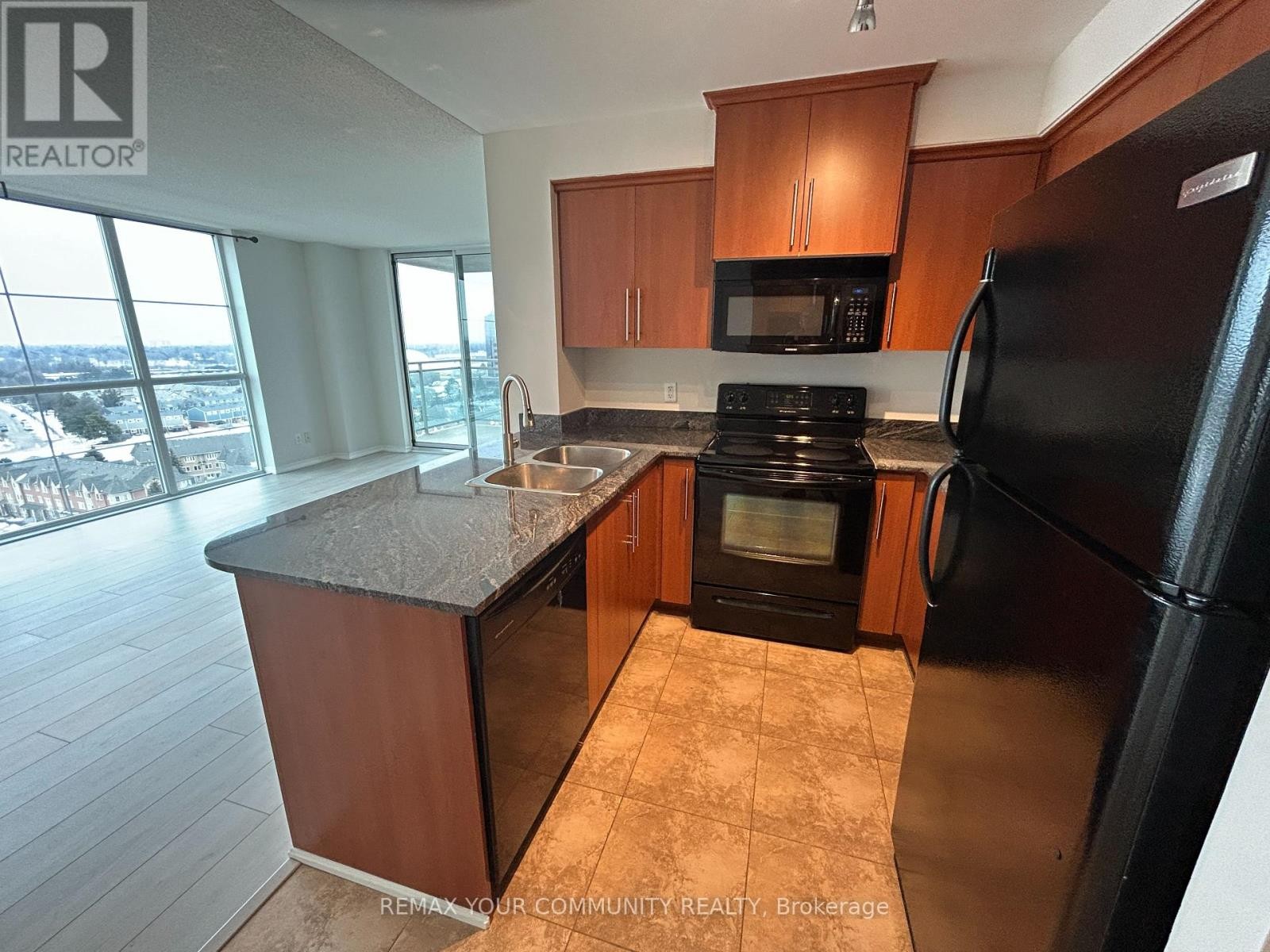 












15C - 8 ROSEBANK DRIVE

,
Toronto (Malvern),




Ontario
M1B5Z3

