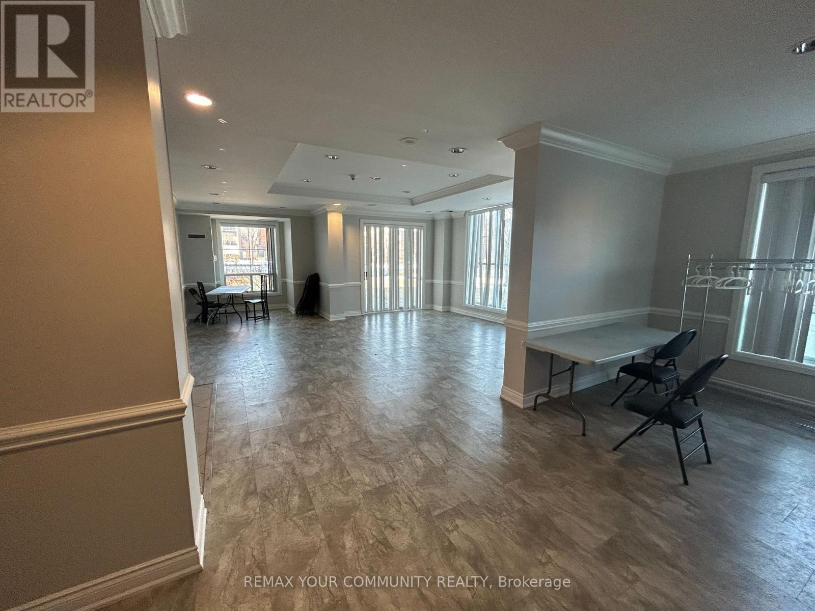 












15C - 8 ROSEBANK DRIVE

,
Toronto (Malvern),




Ontario
M1B5Z3

