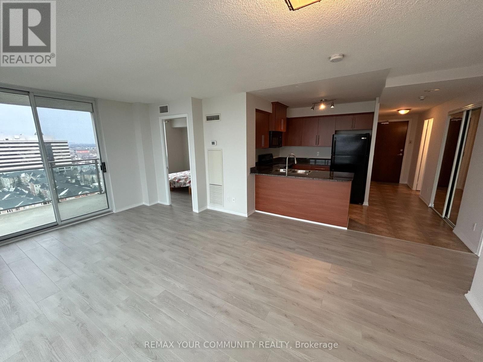 












15C - 8 ROSEBANK DRIVE

,
Toronto (Malvern),




Ontario
M1B5Z3

