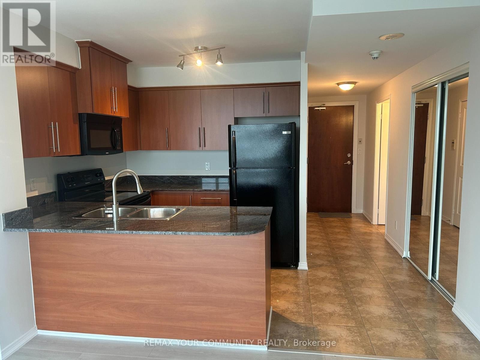 












15C - 8 ROSEBANK DRIVE

,
Toronto (Malvern),




Ontario
M1B5Z3

