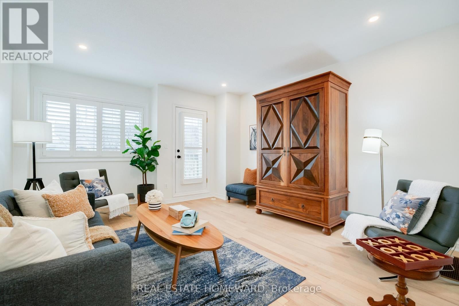 












1848 LAKE SHORE BOULEVARD E

,
Toronto (The Beaches),




Ontario
M4L6S8

