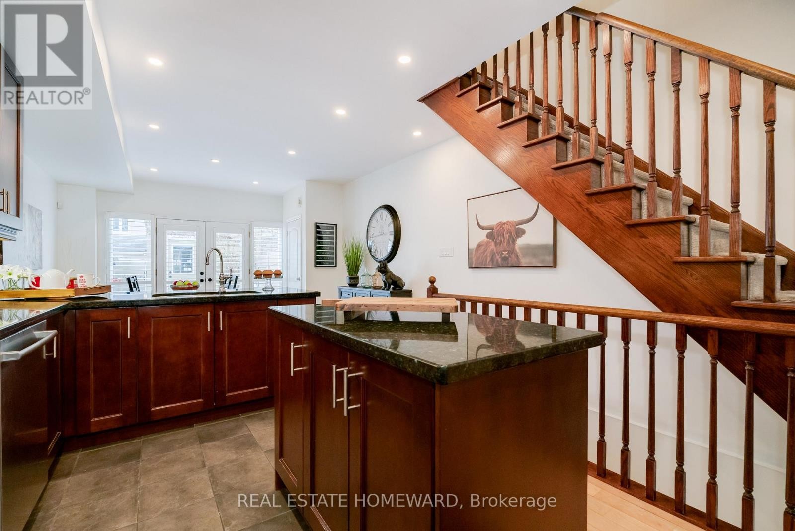 












1848 LAKE SHORE BOULEVARD E

,
Toronto (The Beaches),




Ontario
M4L6S8

