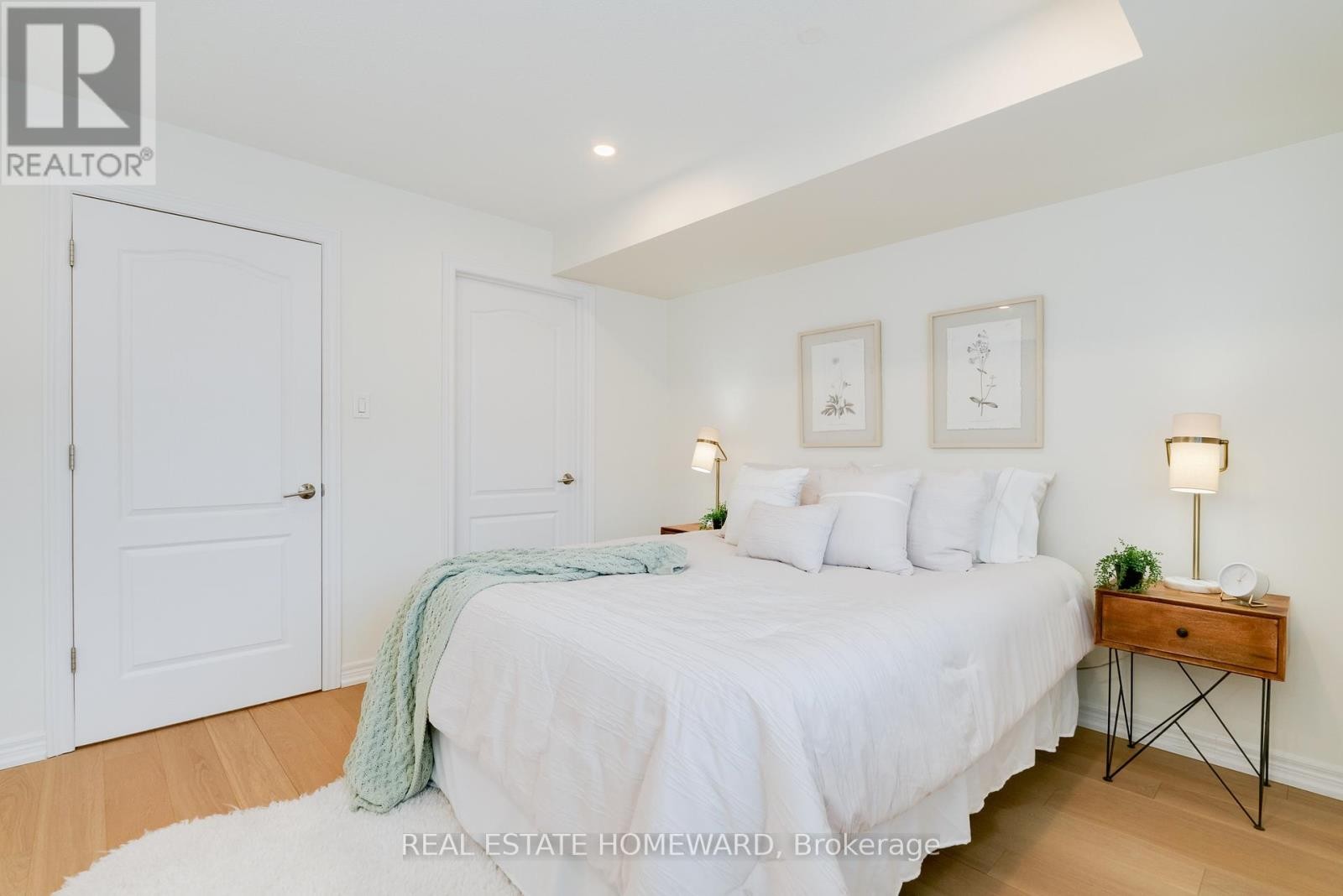 












1848 LAKE SHORE BOULEVARD E

,
Toronto (The Beaches),




Ontario
M4L6S8

