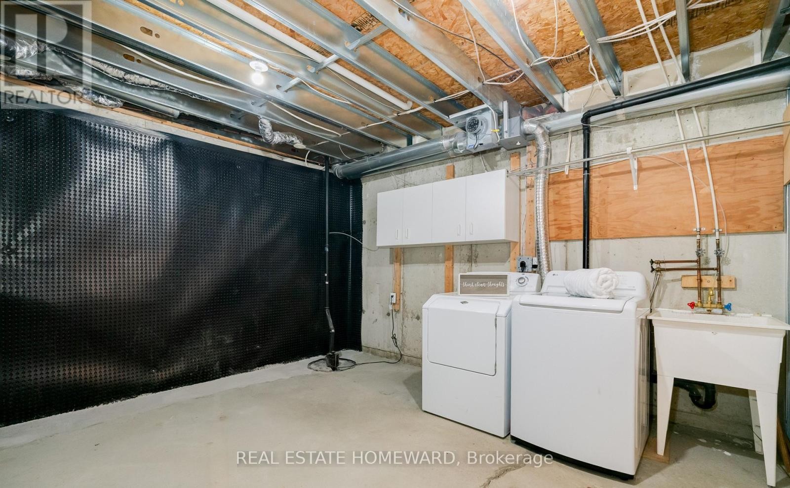 












1848 LAKE SHORE BOULEVARD E

,
Toronto (The Beaches),




Ontario
M4L6S8

