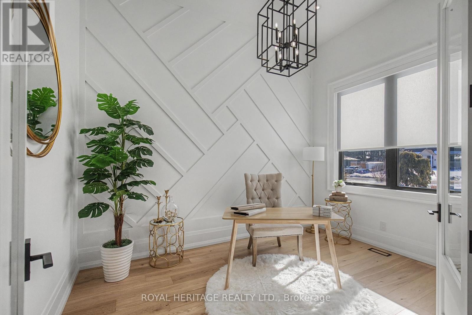 












614 ROSELAWN AVENUE

,
Oshawa (Northwood),




Ontario
L1L1B2

