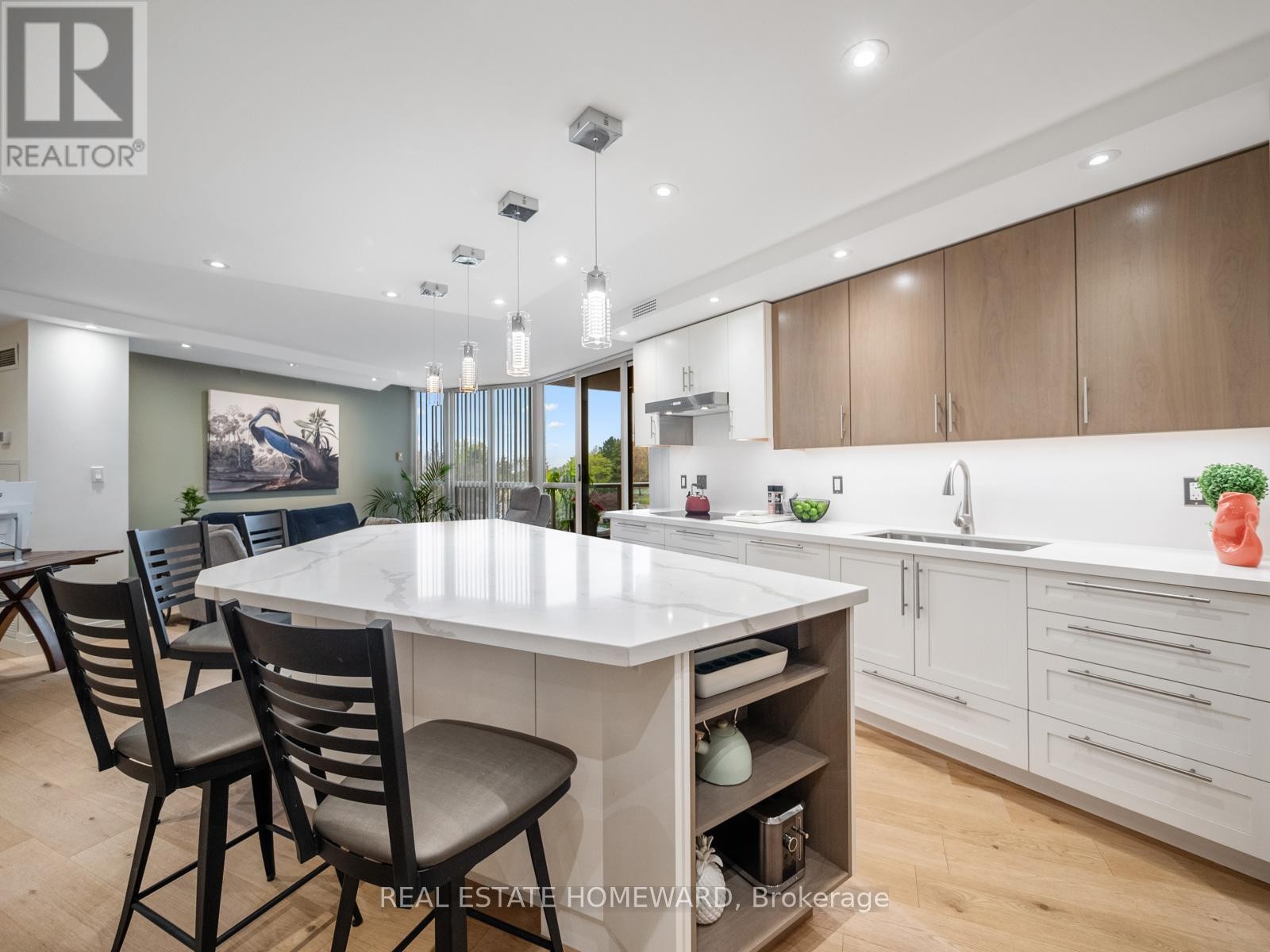 












311 - 20 GUILDWOOD PARKWAY

,
Toronto (Guildwood),




Ontario
M1E5B6

