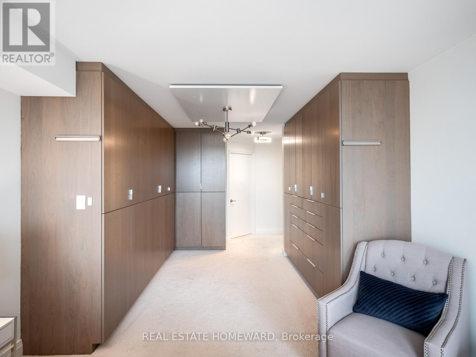 












311 - 20 GUILDWOOD PARKWAY

,
Toronto (Guildwood),




Ontario
M1E5B6

