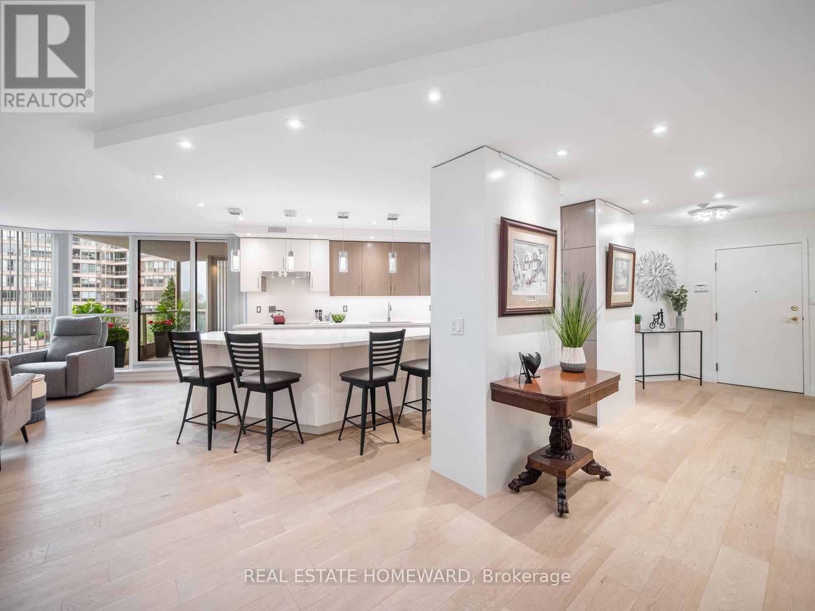 












311 - 20 GUILDWOOD PARKWAY

,
Toronto (Guildwood),




Ontario
M1E5B6

