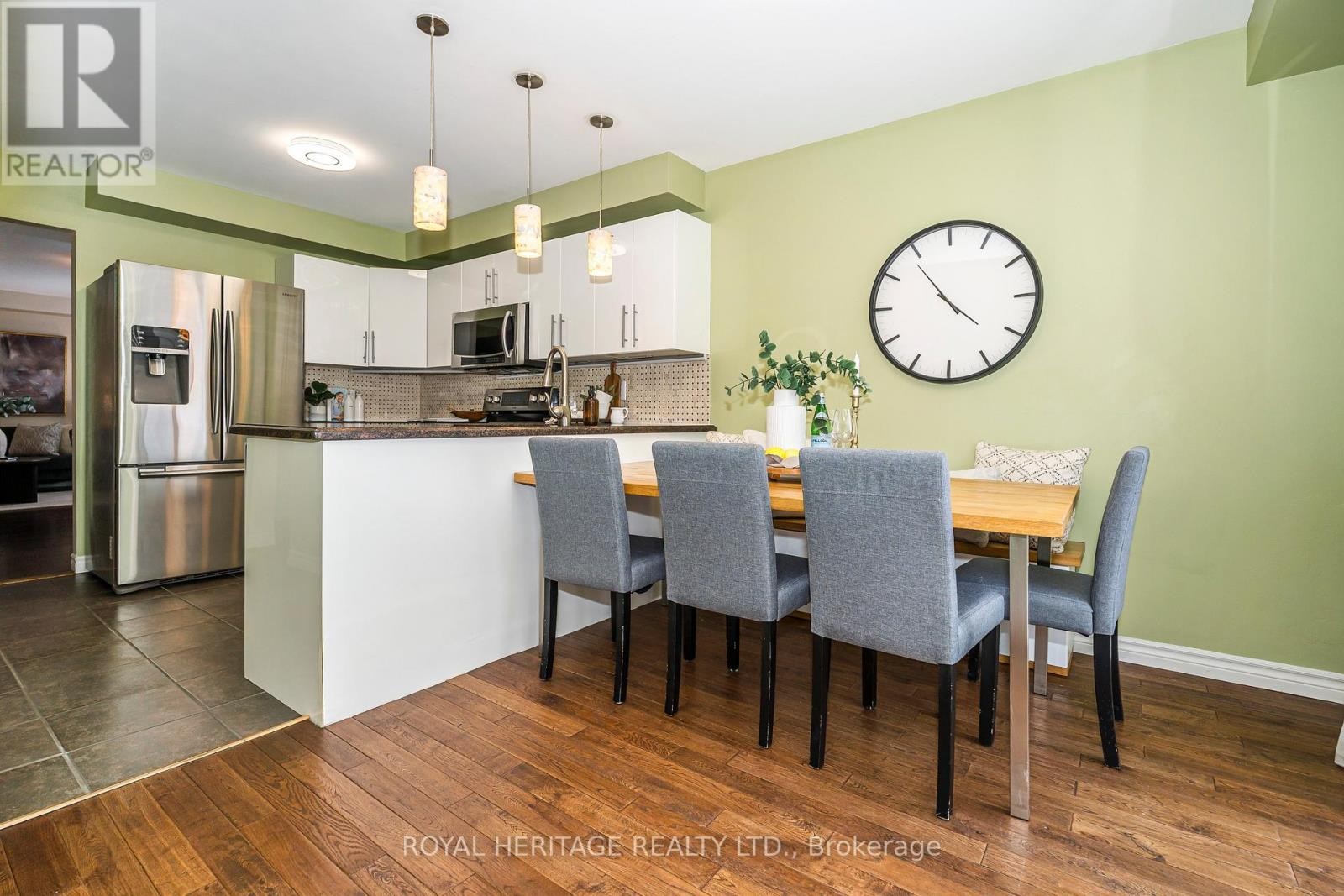 












11 HUMPHREY DRIVE

,
Ajax (South West),




Ontario
L1S4Z8

