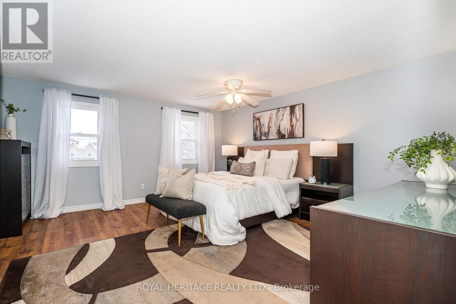 












11 HUMPHREY DRIVE

,
Ajax (South West),




Ontario
L1S4Z8

