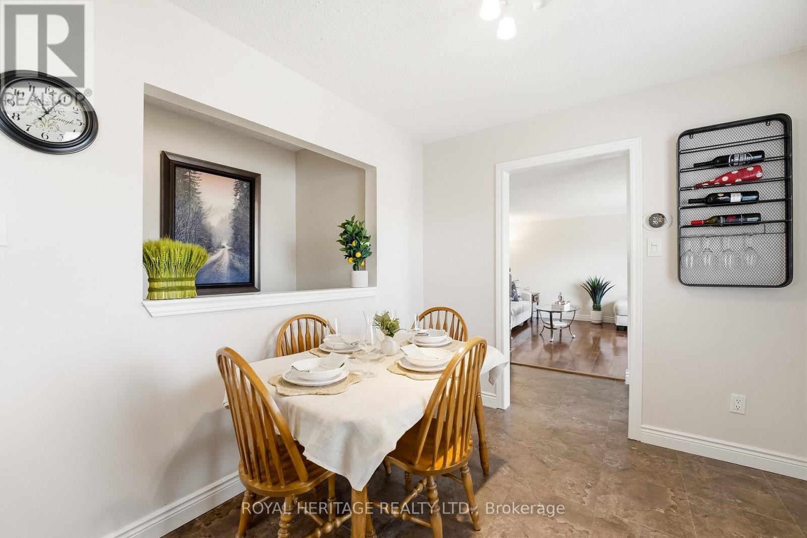 












148 GUTHRIE CRESCENT

,
Whitby (Lynde Creek),




Ontario
L1P1A8

