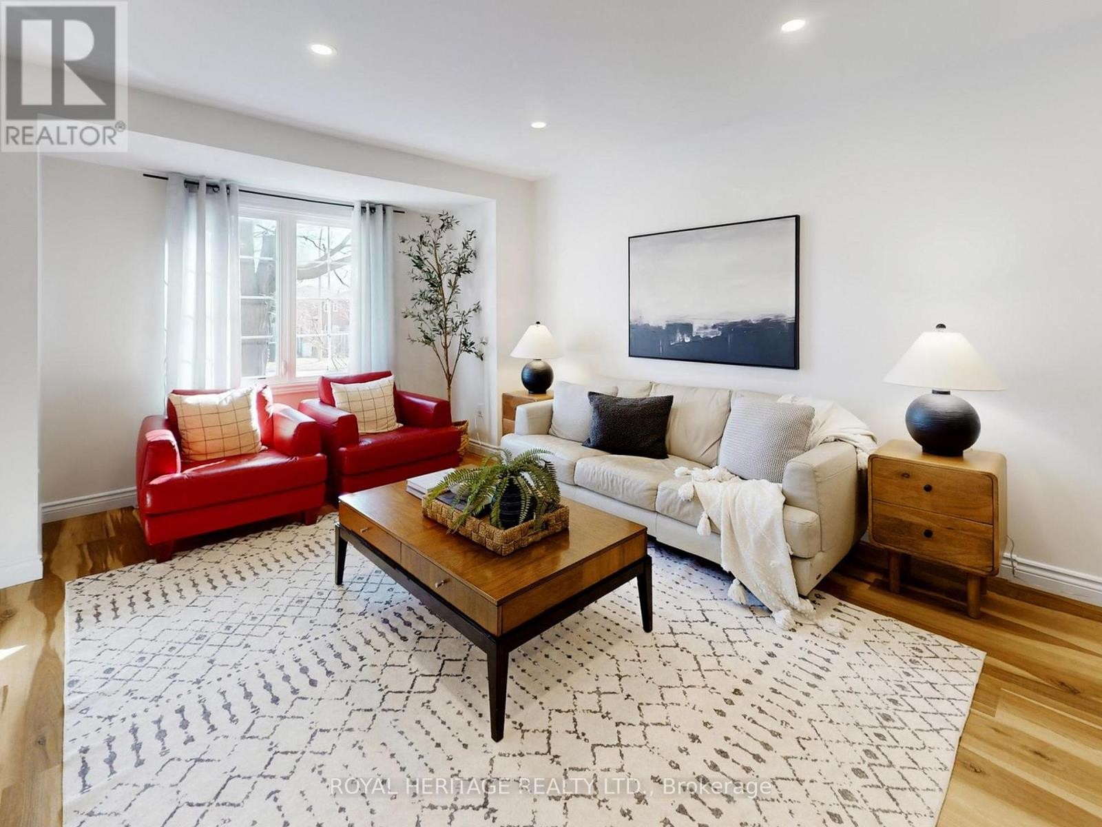 












39 - 10 BASSETT BOULEVARD

,
Whitby (Pringle Creek),




Ontario
L1N9C4

