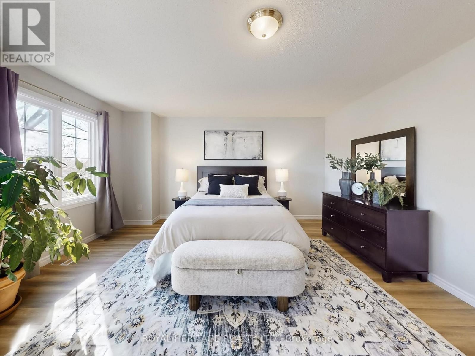 












39 - 10 BASSETT BOULEVARD

,
Whitby (Pringle Creek),




Ontario
L1N9C4

