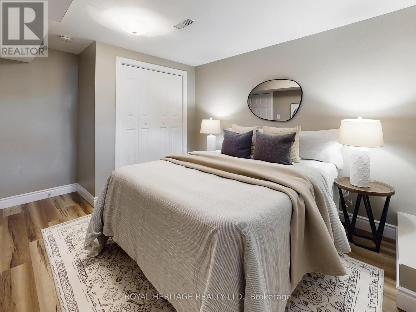 












39 - 10 BASSETT BOULEVARD

,
Whitby (Pringle Creek),




Ontario
L1N9C4

