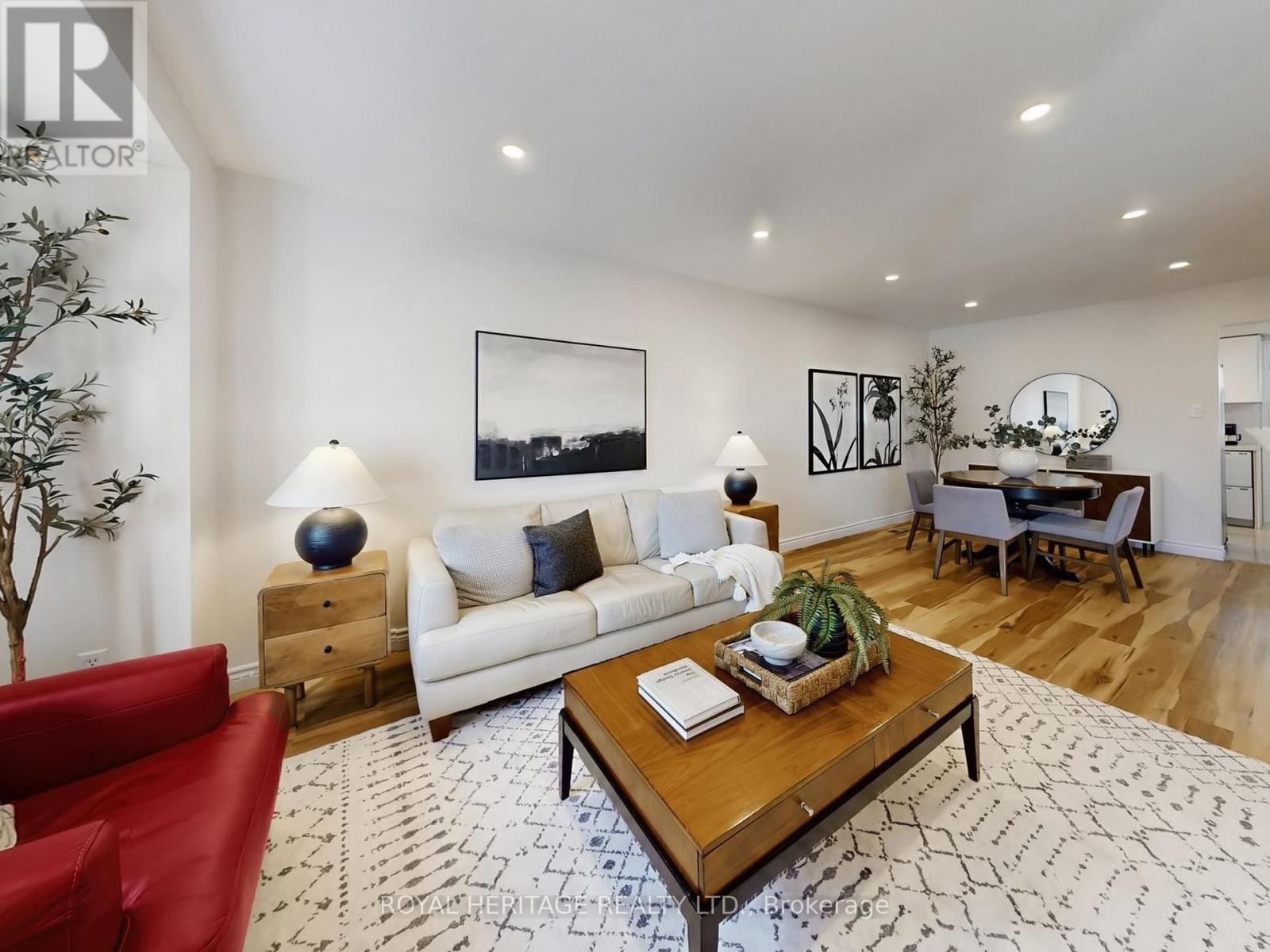 












39 - 10 BASSETT BOULEVARD

,
Whitby (Pringle Creek),




Ontario
L1N9C4

