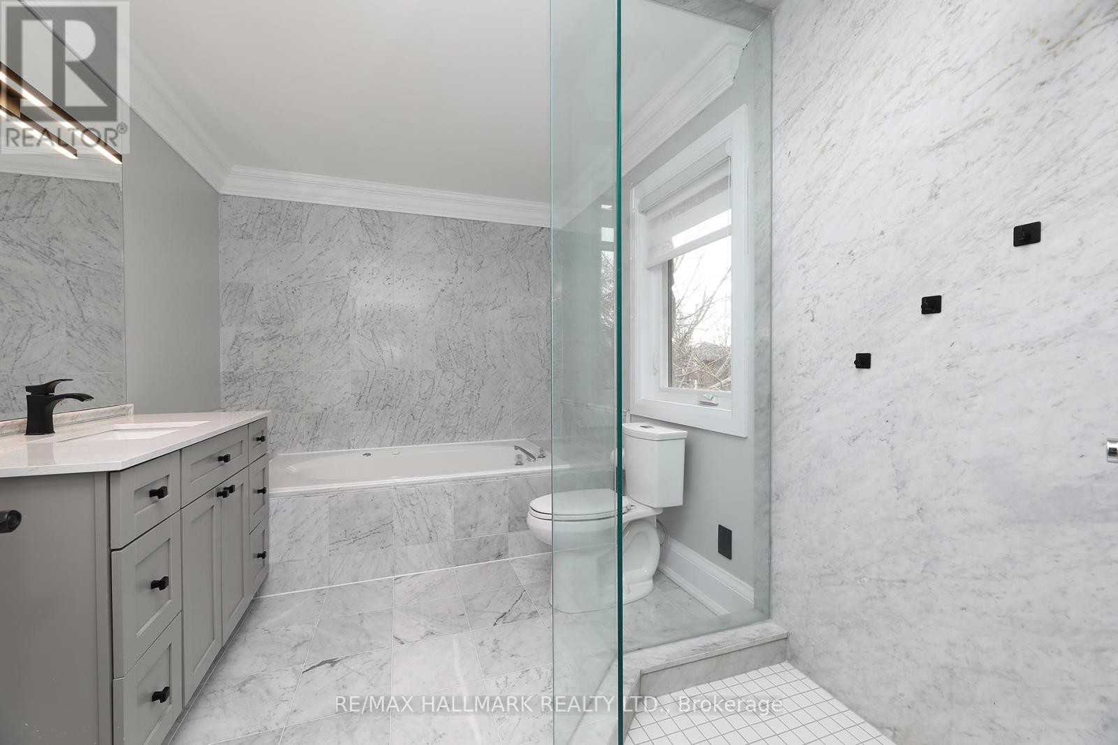 












88 COLONEL DANFORTH TRAIL

,
Toronto (Centennial Scarborough),




Ontario
M1C1R1


