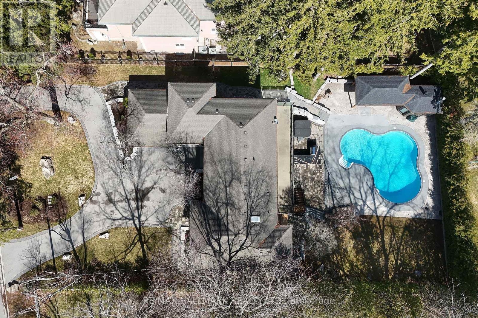 












88 COLONEL DANFORTH TRAIL

,
Toronto (Centennial Scarborough),




Ontario
M1C1R1

