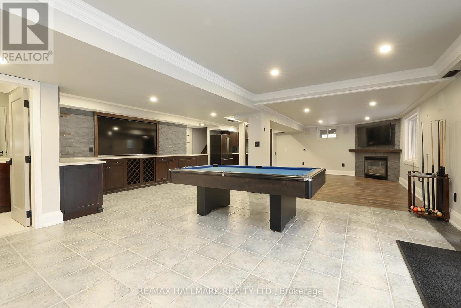 












88 COLONEL DANFORTH TRAIL

,
Toronto (Centennial Scarborough),




Ontario
M1C1R1

