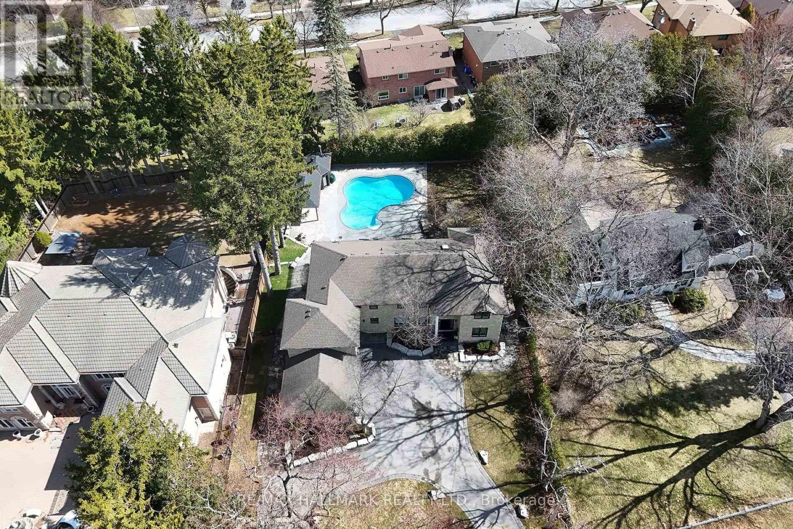 












88 COLONEL DANFORTH TRAIL

,
Toronto (Centennial Scarborough),




Ontario
M1C1R1


