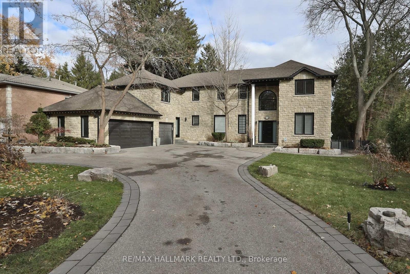 












88 COLONEL DANFORTH TRAIL

,
Toronto (Centennial Scarborough),




Ontario
M1C1R1

