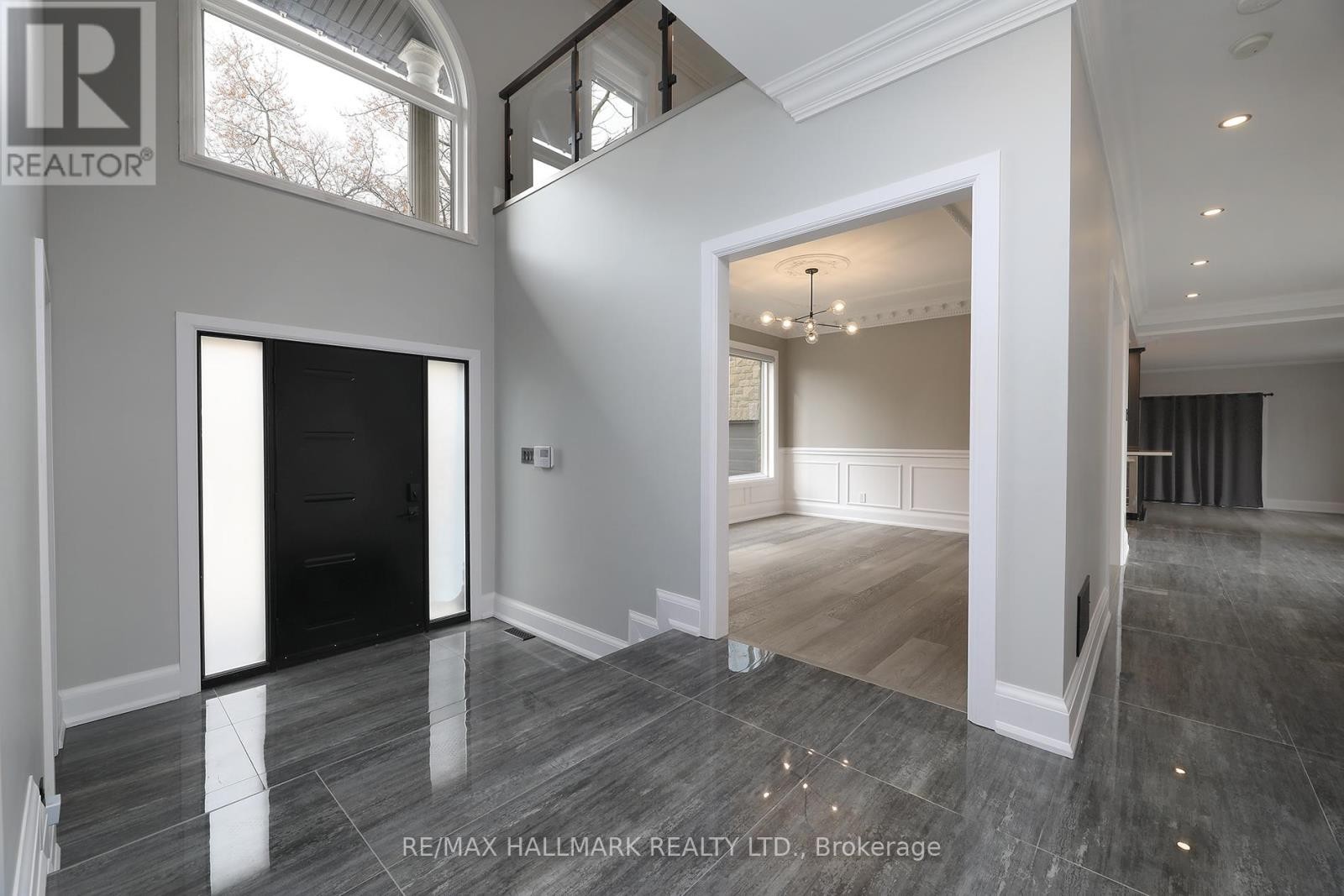 












88 COLONEL DANFORTH TRAIL

,
Toronto (Centennial Scarborough),




Ontario
M1C1R1

