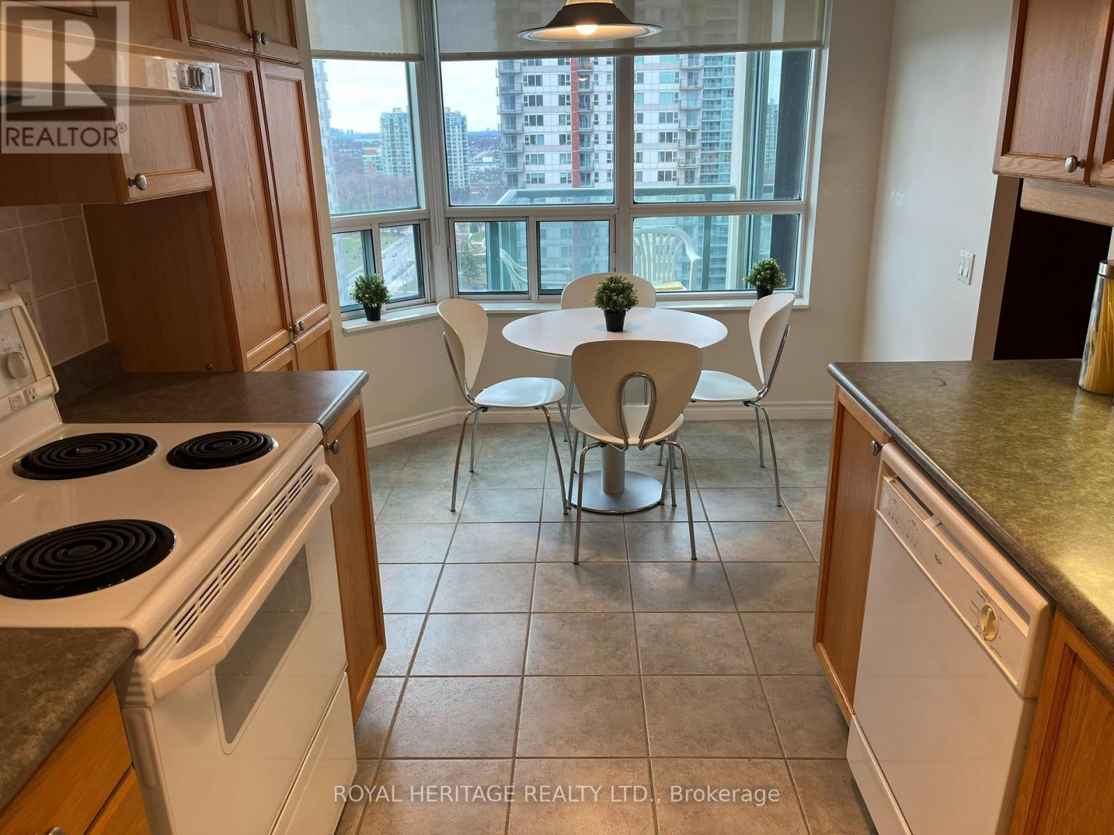 












1903 - 61 TOWN CENTRE COURT

,
Toronto (Bendale),




Ontario
M1P5C5

