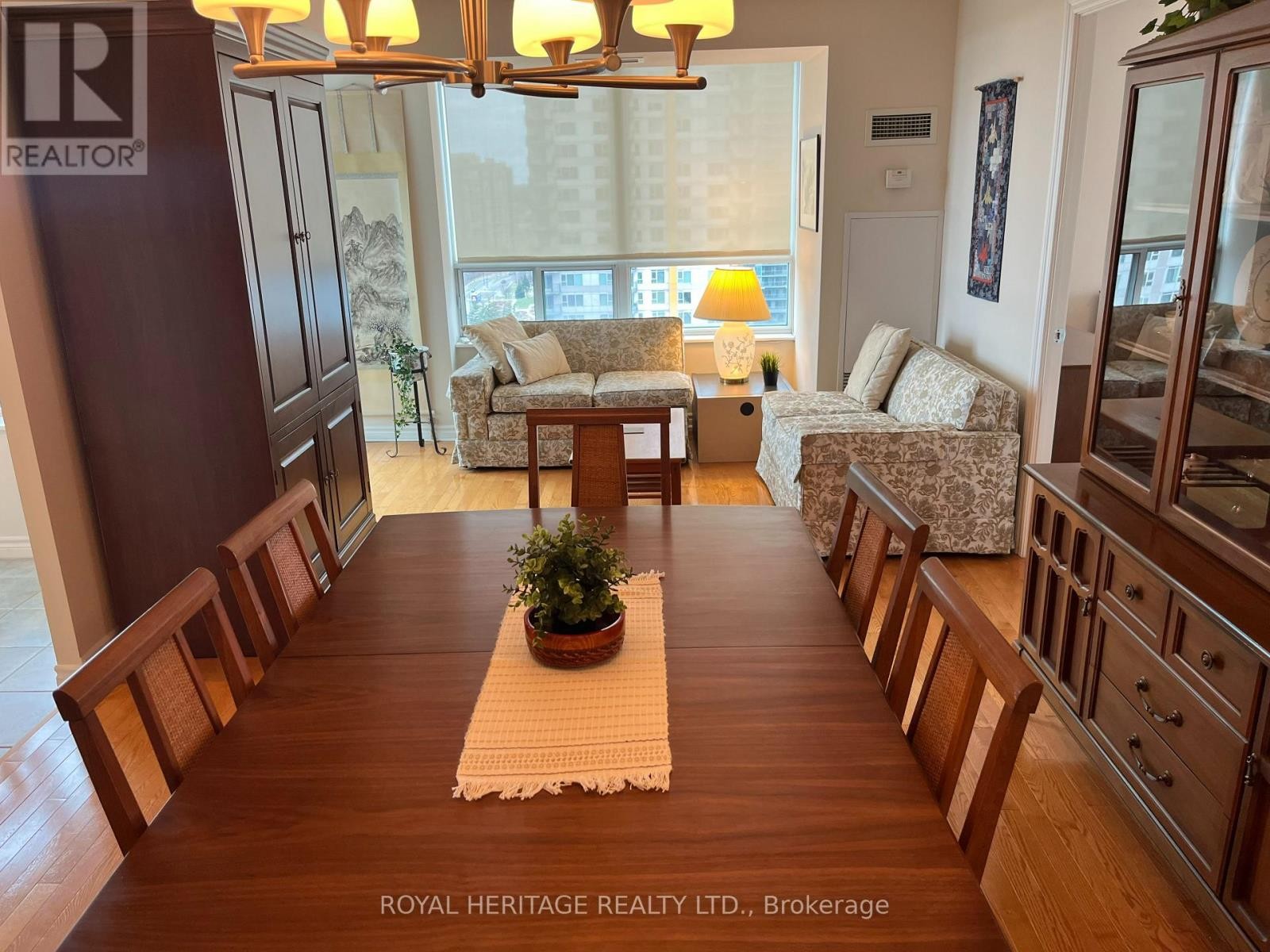 












1903 - 61 TOWN CENTRE COURT

,
Toronto (Bendale),




Ontario
M1P5C5

