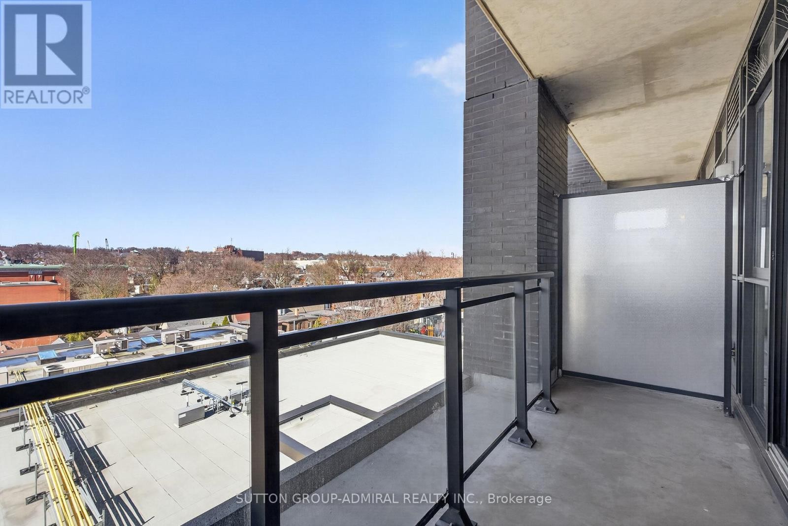 












725 - 1190 DUNDAS STREET E

,
Toronto (South Riverdale),




Ontario
M4M0C5

