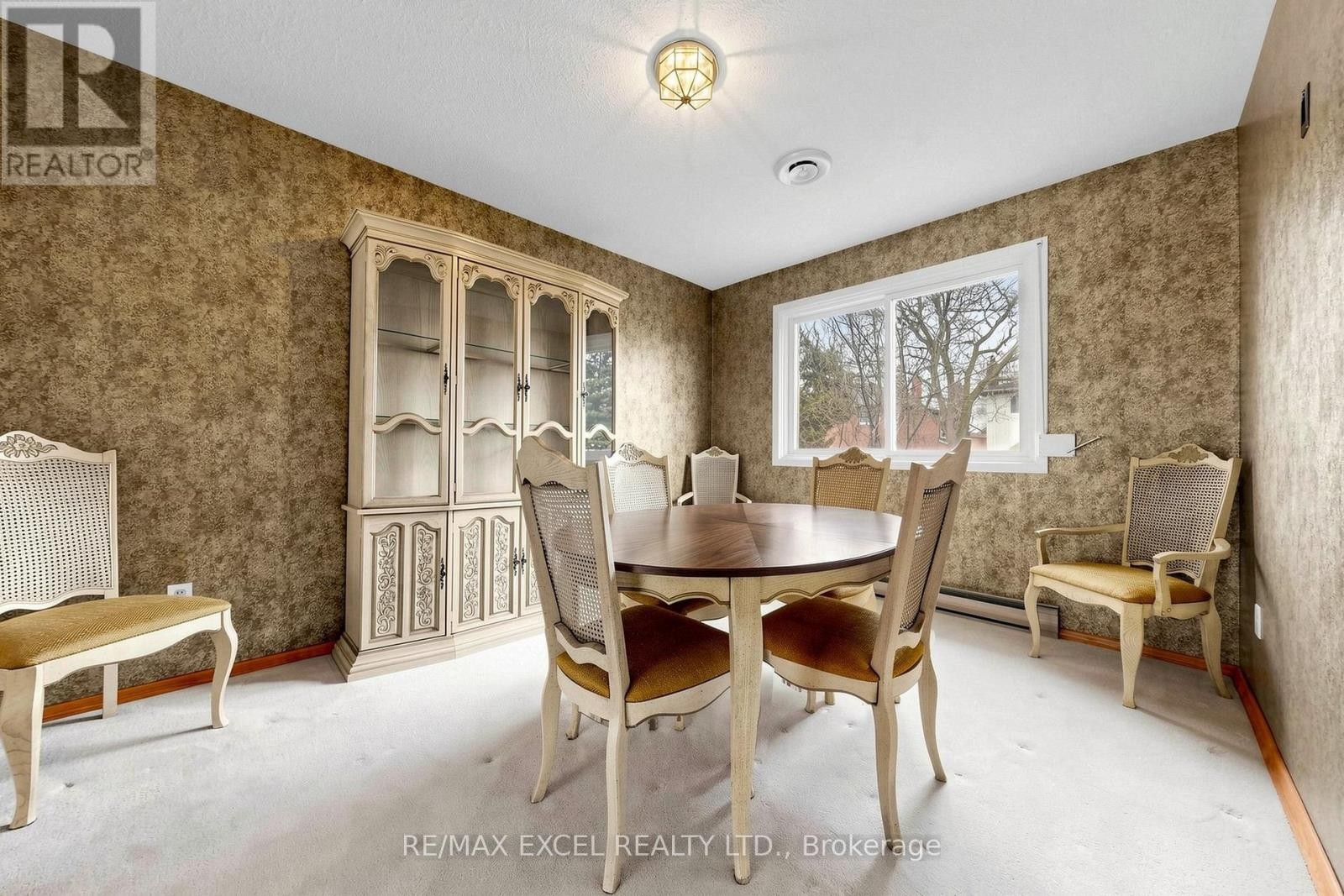 












30 WAKEFIELD CRESCENT

,
Toronto (L'Amoreaux),




Ontario
M1W2C2

